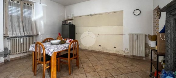 Дом с 4 комнатами в Кастельковати, Италия № 79361 46