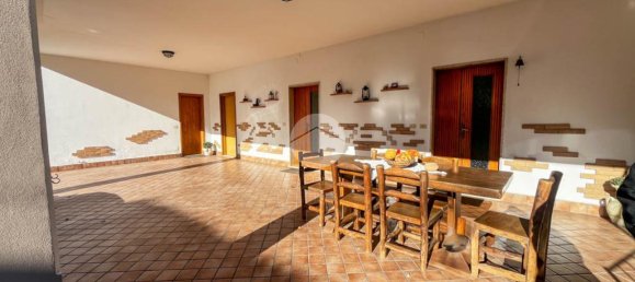 Дом с 4 комнатами в Кастельковати, Италия № 79361 11