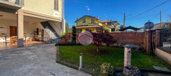 Дом с 4 комнатами в Кастельковати, Италия № 79361 9