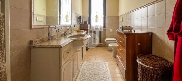 Дом с 4 комнатами в Кастельковати, Италия № 79361 39