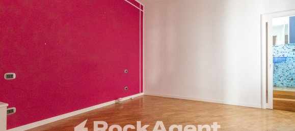 Apartamento de 3 habitaciónes en Catanzaro, Italy No. 115784 5