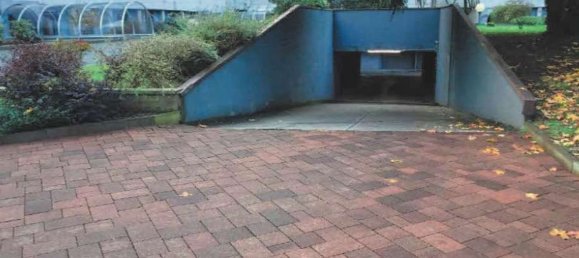 17m² Garage in Milan, Italy No. 359033 2