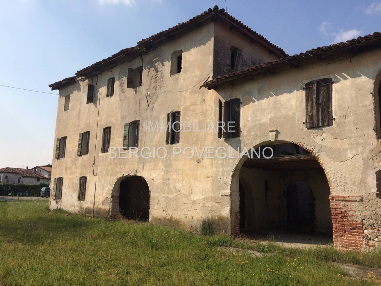 20 rooms House in Nervesa della Battaglia, Italy No. 72916