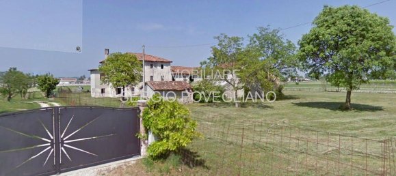 20 rooms House in Nervesa della Battaglia, Italy No. 72916 3