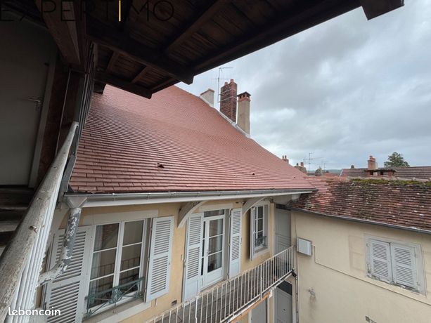 2 bedrooms Apartment in Lons-le-Saunier, France No. 359599