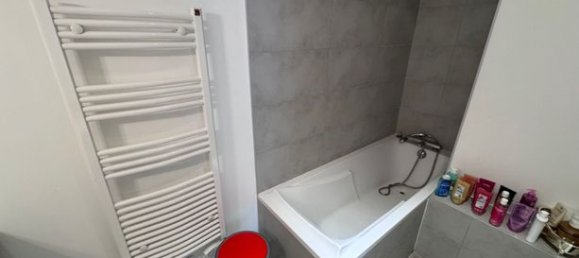 2 bedrooms Apartment in Lons-le-Saunier, France No. 359599 11