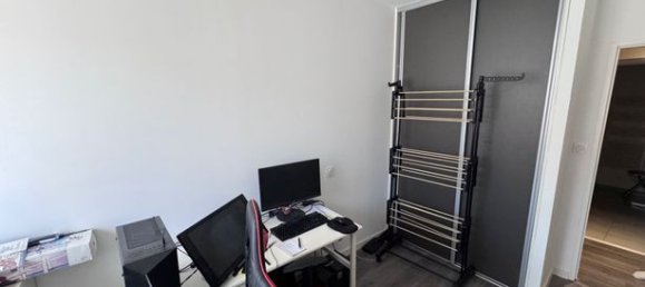 2 bedrooms Apartment in Lons-le-Saunier, France No. 359599 8