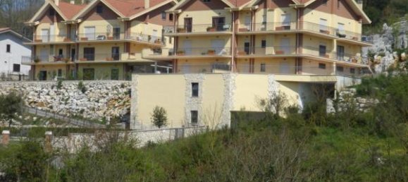 6-salle Appartement à Ceccano, Italy No. 76754 5