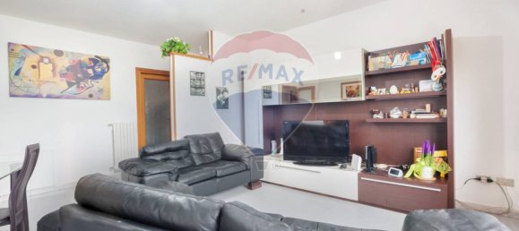 Квартира с 2 спальнями в Пенне, Италия № 53343 7