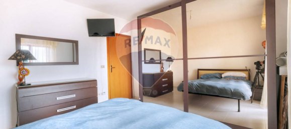 Квартира с 2 спальнями в Пенне, Италия № 53343 15