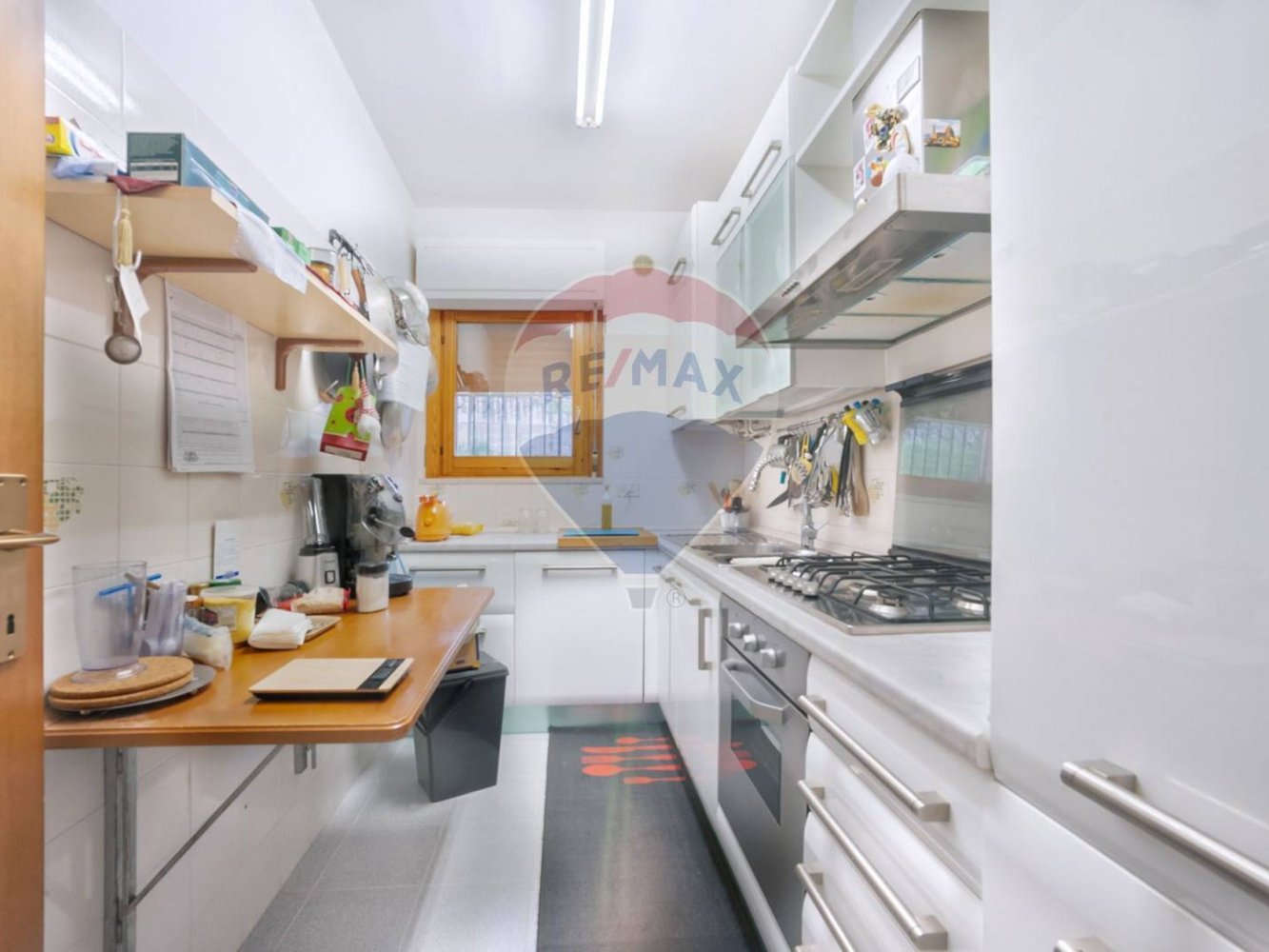 Квартира с 2 спальнями в Пенне, Италия № 53343