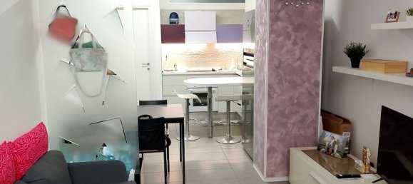 2 bedrooms Duplex in Ancona, Italy No. 378035 2