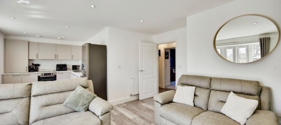 2 bedrooms Apartment in Aylesford, United Kingdom No. 1909 2