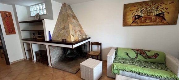 Edificio de 4 dormitorios en Sassari, Italy No. 221253 12