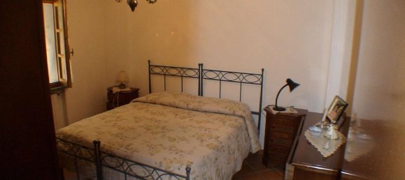 7 rooms House in Villa Collemandina, Italy No. 75654 14