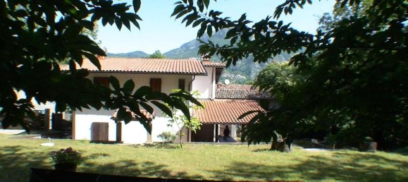 7 rooms House in Villa Collemandina, Italy No. 75654 2