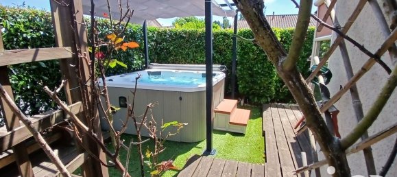 4 bedrooms House in Aurillac, France No. 305006 15