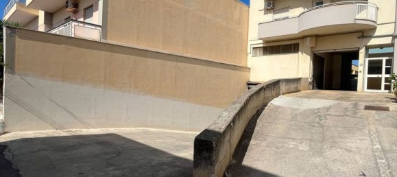 Garaje en Bagheria, Italy 25 m² No. 347815 2