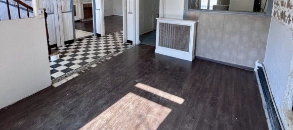 Casa de 4 dormitorios en Saint-Pol-de-Leon, France No. 261074 4