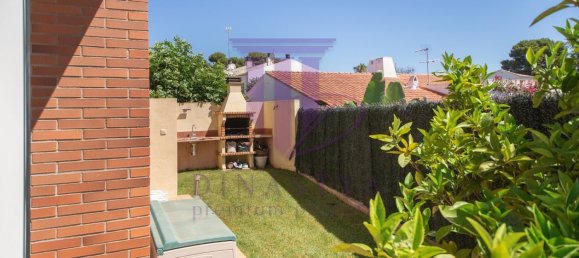 4 bedrooms Villa in Vilafortuny, Spain No. 3102 22