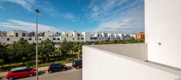 3 bedrooms Villa in Villamartin, Spain No. 9060 13