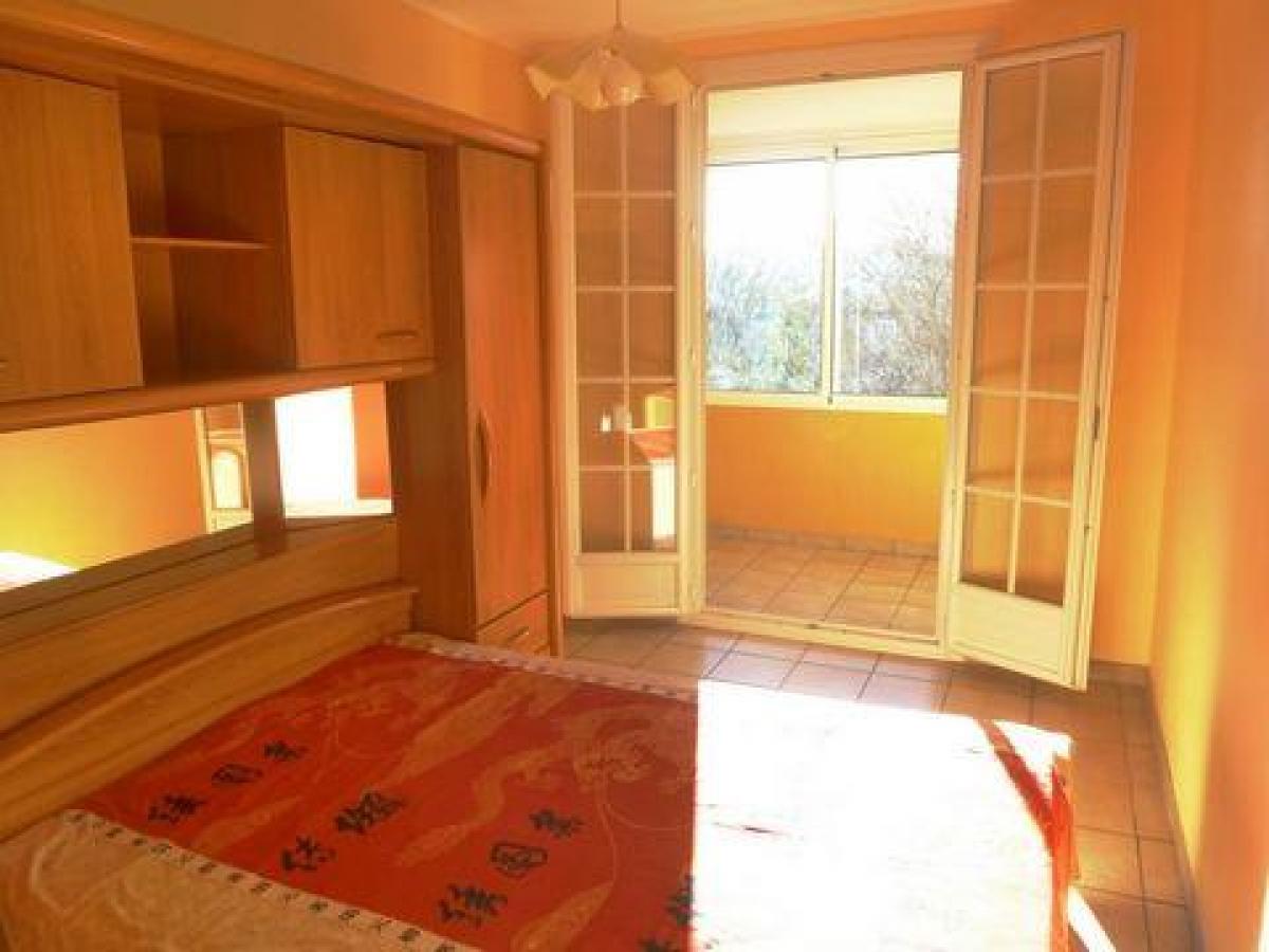 شقة 3 غرف نوم  في Aubenas, France رقم 35870