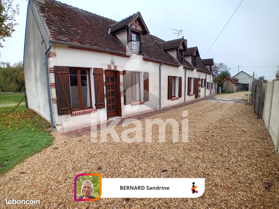 3 bedrooms House in Chabris, France No. 154208