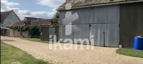 3 bedrooms House in Chabris, France No. 154208 3