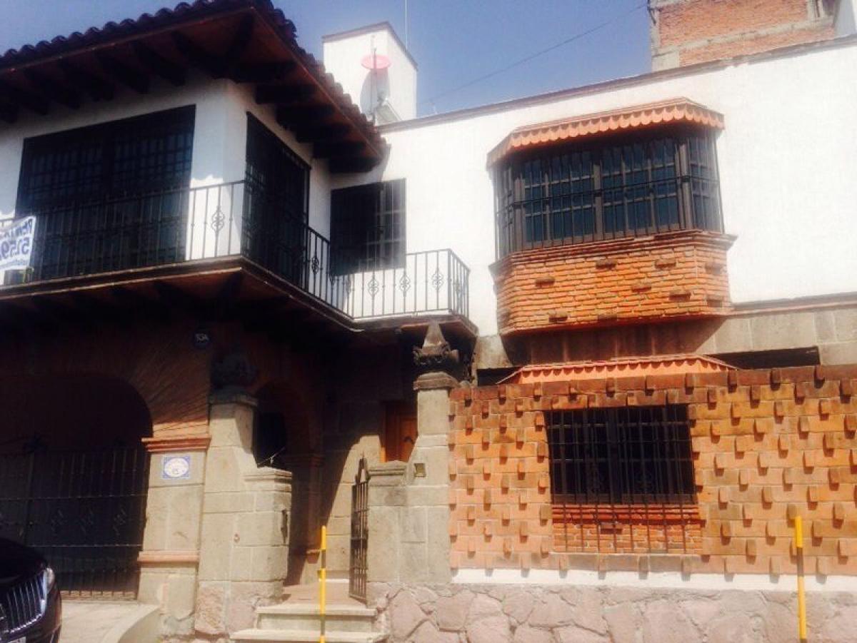 3 bedrooms House in Naucalpan de Juarez, Mexico No. 221455