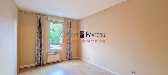 3 bedrooms Apartment in Fresnes, France No. 162800 6