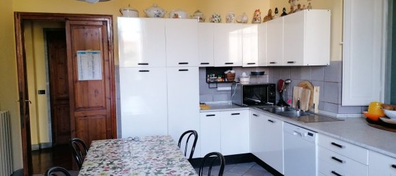3 bedrooms Villa in Carrara, Italy No. 45813 20
