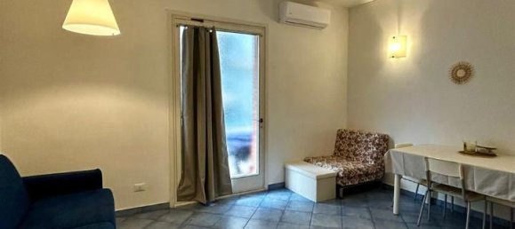 2-salle Appartement à Alassio, Italy No. 177771 8