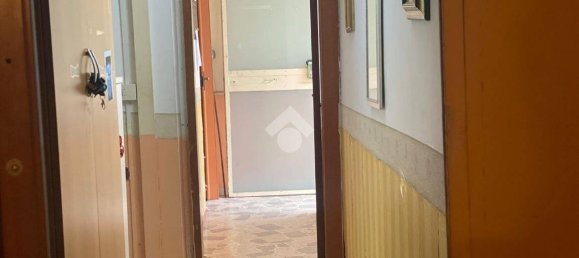 1غرفة عقار تجاري في Naples, Italy رقم 328991 8