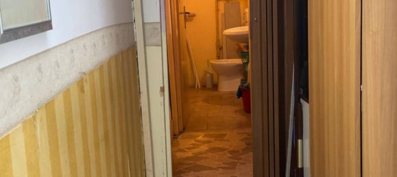 1غرفة عقار تجاري في Naples, Italy رقم 328991 10