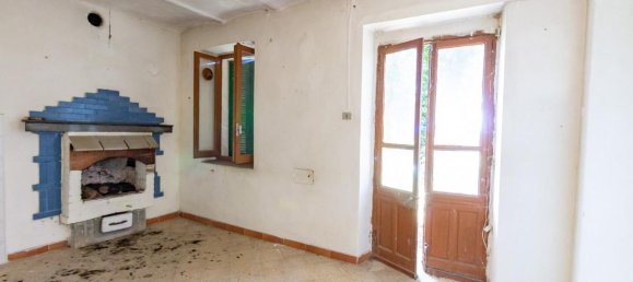 Casa de 6 divisões em Castellamonte, Italy N.º 18330 18