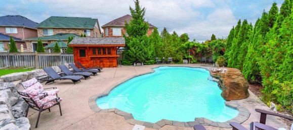 4 bedrooms House in Mississauga, Canada No. 526 7