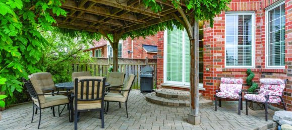 4 bedrooms House in Mississauga, Canada No. 526 8