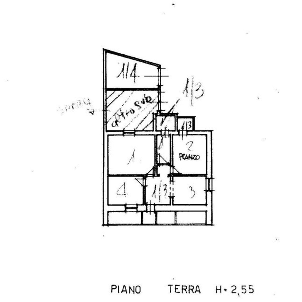 4 bedrooms Apartment in Vernio, Italy No. 322298