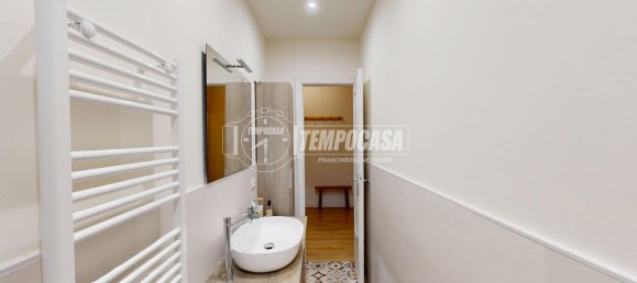 Квартира с 2 комнатами в Тойрано, Италия № 298132 9