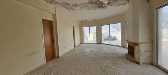 Вилла с 5 спальнями в Агиос Георгиос, Пафос, Кипр № 14601 10
