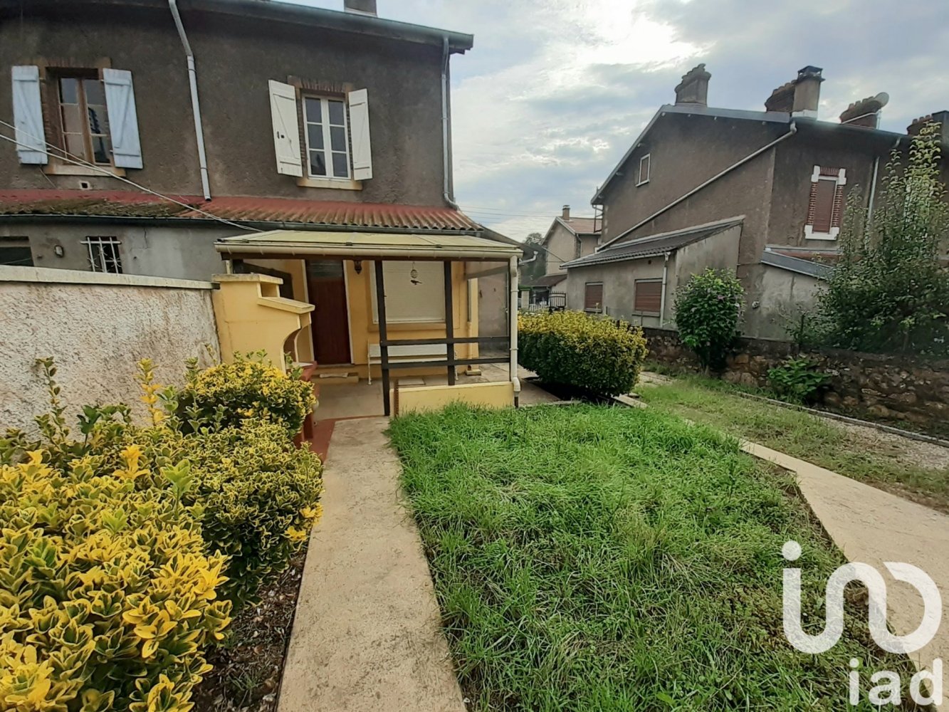 2 bedrooms House in Moutiers, France No. 252033