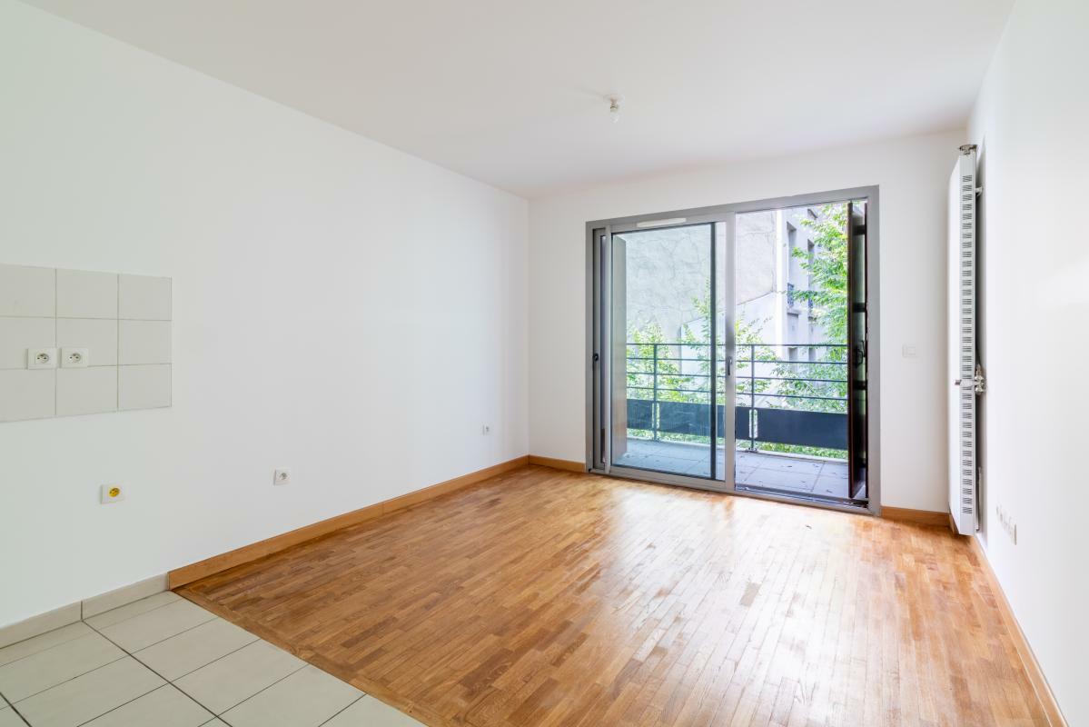 1 bedroom Apartment in Paris, France No. 334693