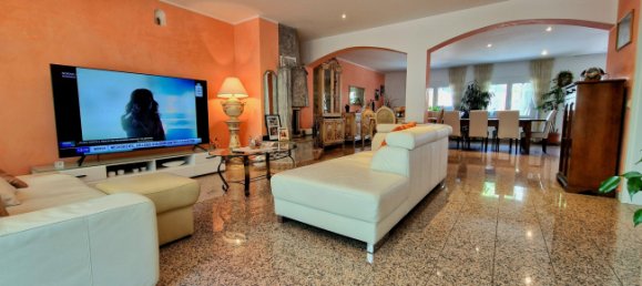 Villa de 5 dormitorios en Lorrach, Germany No. 259492 7