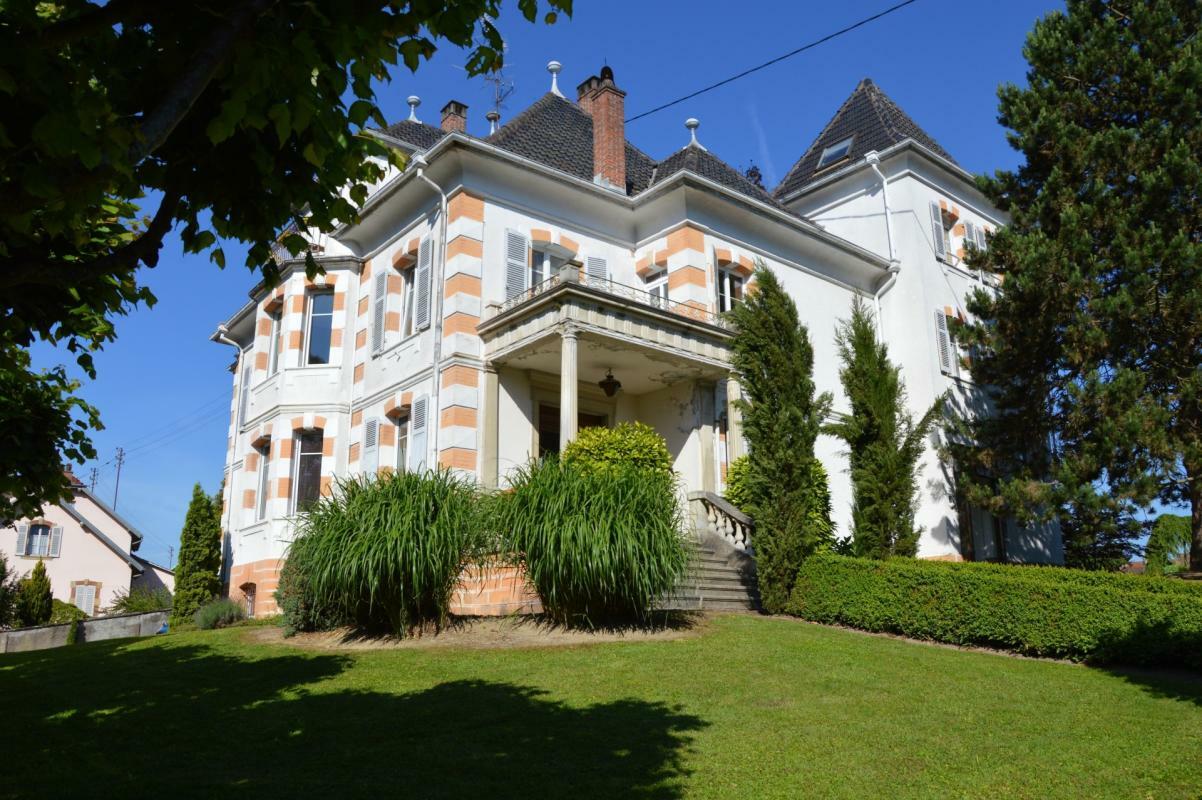 Edifício em Carspach, France 380 m² N.º 94723