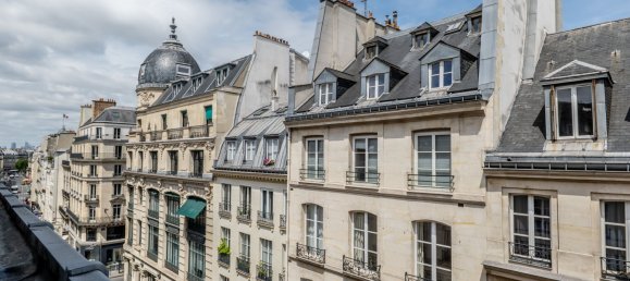 Studio in Paris, France No. 279323 2