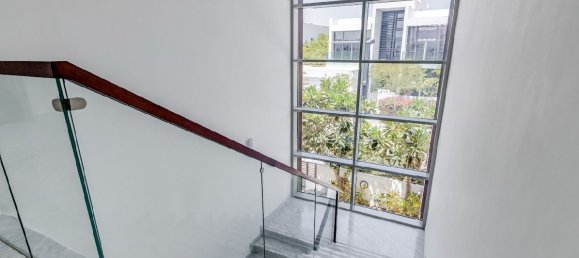 Villa de 5 dormitorios en Dubai, UAE No. 95618 3