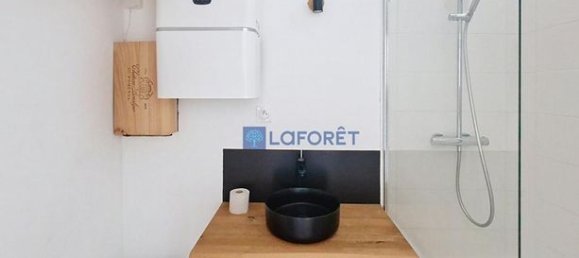 Studio in Les Sables-d'Olonne, France No. 315797 3