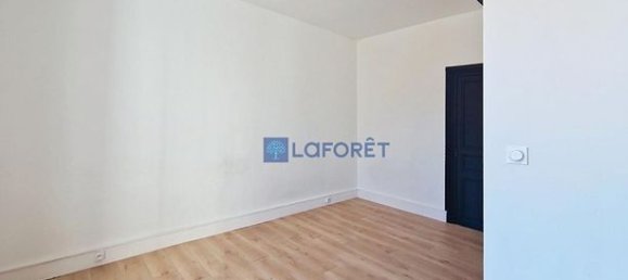 Studio in Les Sables-d'Olonne, France No. 315797 4