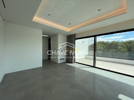 4 Schlafzimmer Haus in Quarteira, Portugal, Nr. 132560