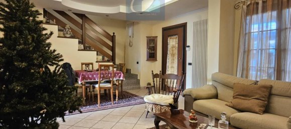 5-Zimmer Villa in Guidonia Montecelio, Italy, Nr. 195334 22